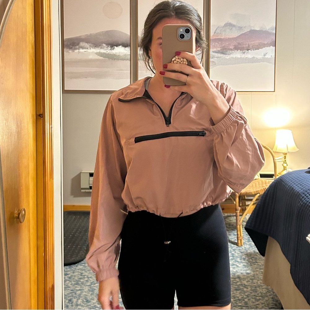 Crop wind breaker